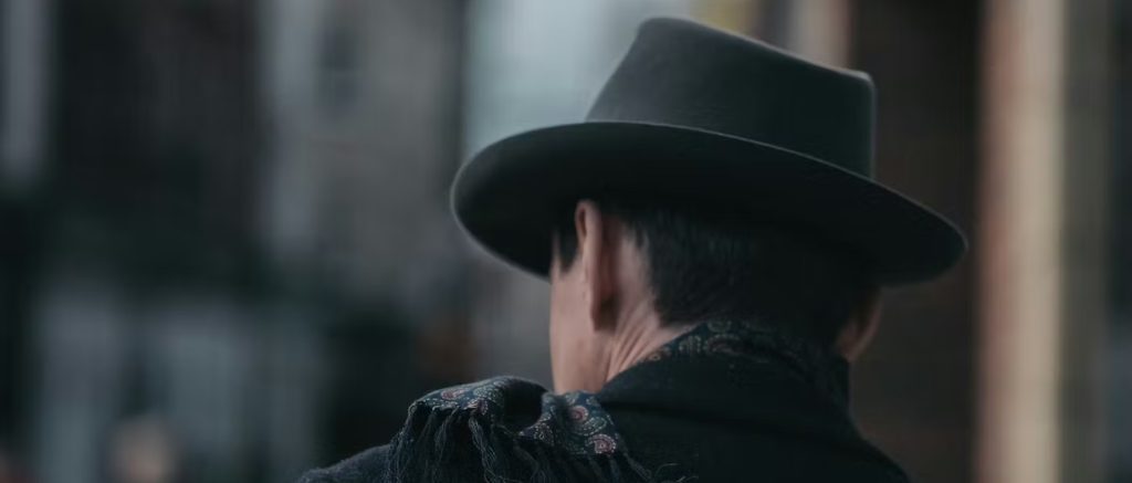 मेंढ्यांच्या वेशात शेळ्या